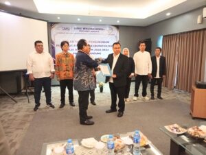 Ketua Umum SMSI Kukuhkan Pokja Newsroom Jaga Desa di Lampung, Perkuat Sinergi Kawal Tata Kelola Pemerintahan sampai ke Desa